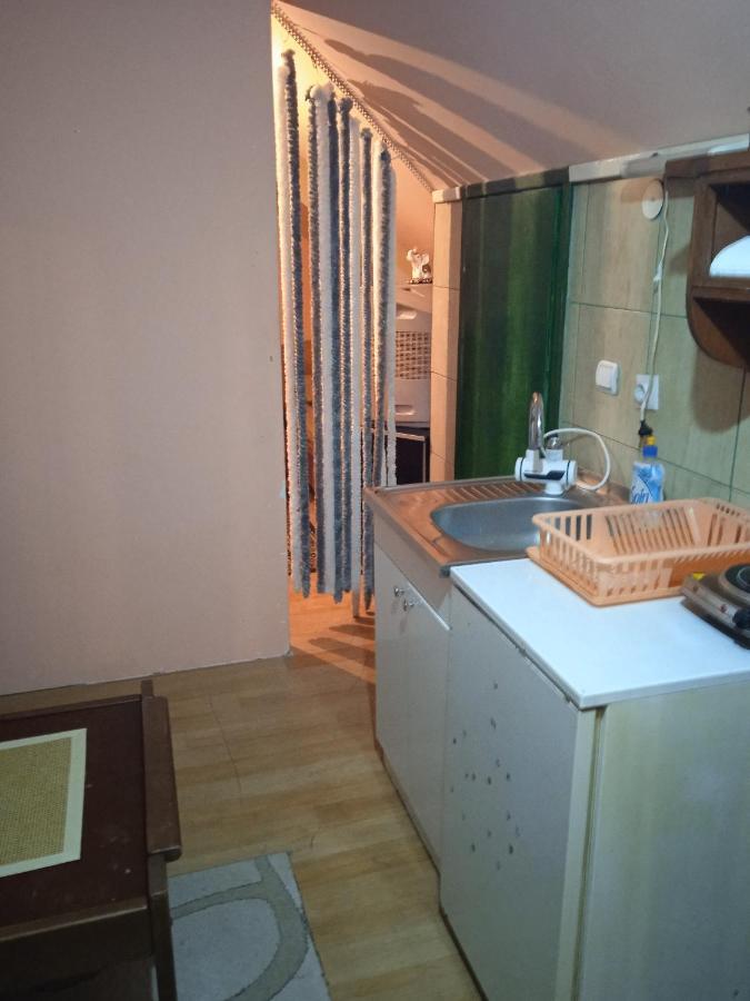 Holiday Home Vila Milka Kremna Ngoại thất bức ảnh