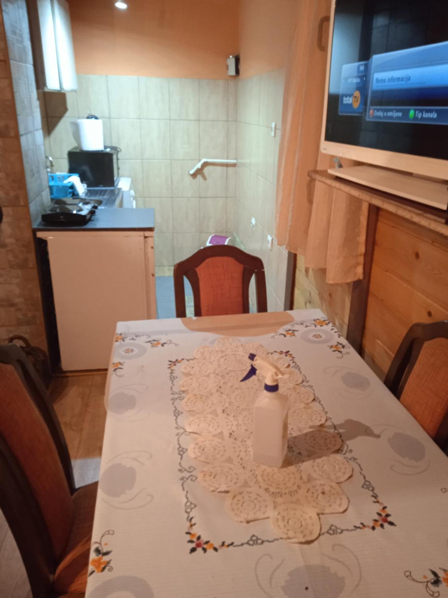 Holiday Home Vila Milka Kremna Ngoại thất bức ảnh